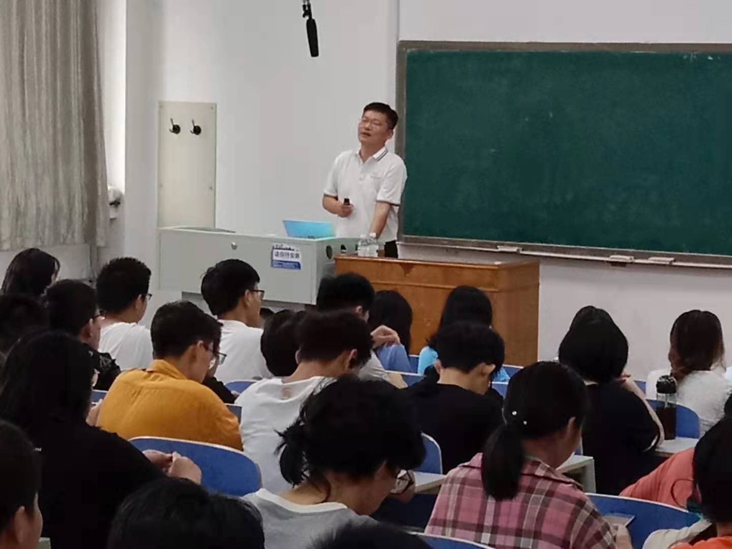 说明: C:\Users\ADMINI~1\AppData\Local\Temp\WeChat Files\fc4fd6be5404e4fecf148d5f5797074.jpg